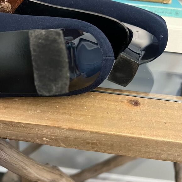 Stuart Weitzman Navy Blue Fabric Heel Pumps  Bows SZ 7 AA - Picture 5 of 11